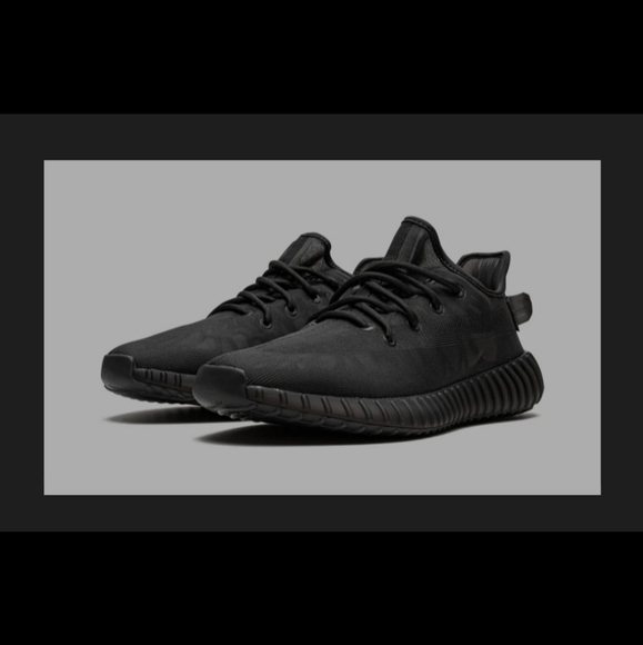 Yeezy Boost - Picture 4 of 4